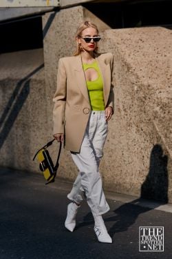 London Fashion Week Aw 2019 Street Style Women 71
