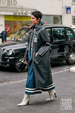London Fashion Week Aw 2019 Street Style Women 86