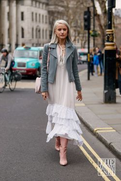 London Fashion Week Aw 2019 Street Style Women 91