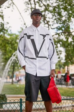 Paris Men's Fashion Week Spring Summer 2020 Street Style 102