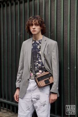 Paris Men's Fashion Week Spring Summer 2020 Street Style 132