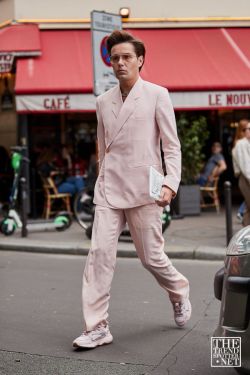 Paris Men's Fashion Week Spring Summer 2020 Street Style 159