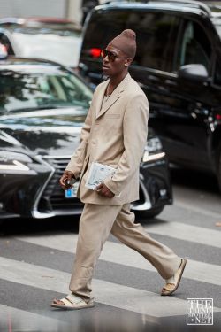 Paris Men's Fashion Week Spring Summer 2020 Street Style 162