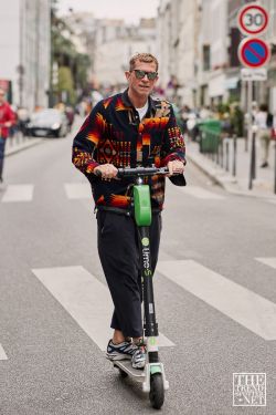 Paris Men's Fashion Week Spring Summer 2020 Street Style 17