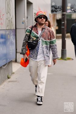 Paris Men's Fashion Week Spring Summer 2020 Street Style 19