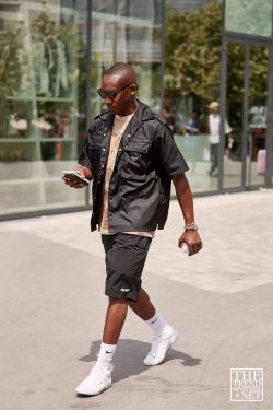 Paris Men's Fashion Week Spring Summer 2020 Street Style 217
