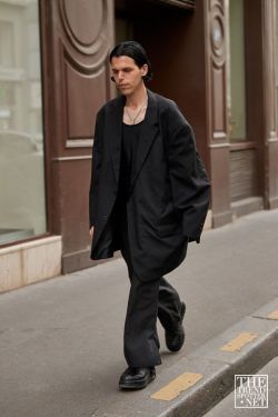 Paris Men's Fashion Week Spring Summer 2020 Street Style 4