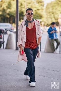 Paris Men's Fashion Week Spring Summer 2020 Street Style 54