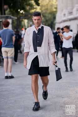 Paris Men's Fashion Week Spring Summer 2020 Street Style 60