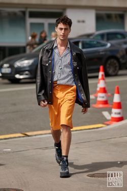 Paris Men's Fashion Week Spring Summer 2020 Street Style 90