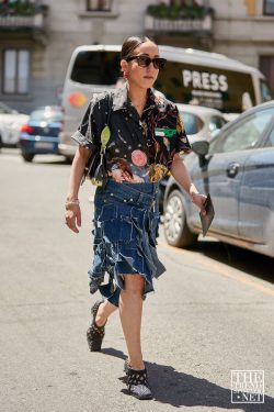 Women Street Style Milan Men's Fashion Week Ss20 13