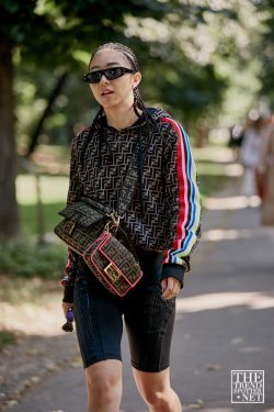 Women Street Style Milan Men's Fashion Week Ss20 23