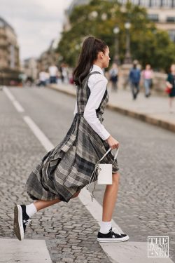 Women Street Style Paris Men's Fashion Week Ss20 11