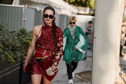 Women Street Style Paris Men's Fashion Week Ss20 12