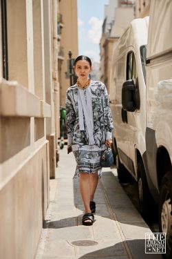Women Street Style Paris Men's Fashion Week Ss20 47