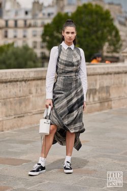 Women Street Style Paris Men's Fashion Week Ss20 57