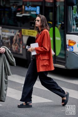 Women Street Style Paris Men's Fashion Week Ss20 74