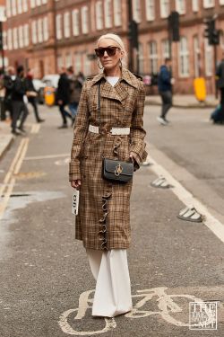 London Fashion Week Autumn Winter 2020 Street Style 110