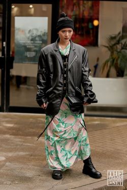 London Fashion Week Autumn Winter 2020 Street Style 31