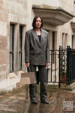 London Fashion Week Autumn Winter 2020 Street Style 48