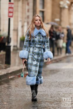 London Fashion Week Autumn Winter 2020 Street Style 50
