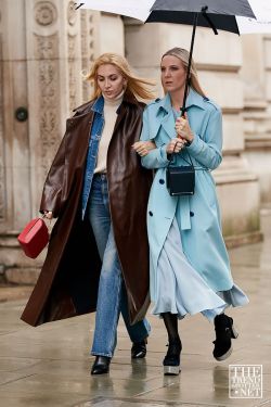London Fashion Week Autumn Winter 2020 Street Style 71