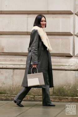 London Fashion Week Autumn Winter 2020 Street Style 73