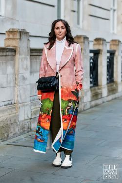 London Fashion Week Autumn Winter 2020 Street Style 78