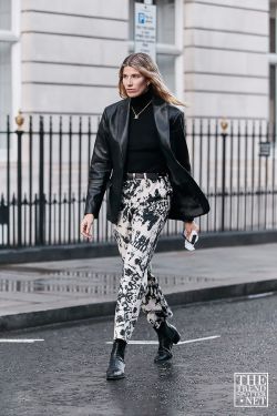 London Fashion Week Autumn Winter 2020 Street Style 82