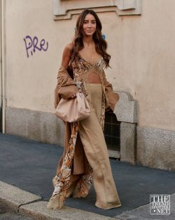 Milan Fashion Week Autumn Winter 2022 Fashion Week Street Style Women 51