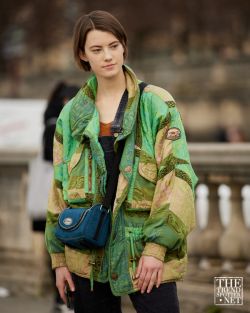 Paris Fashion Week Autumn Winter 2022 Fashion Week Street Style Women 12