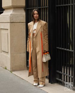 Paris Fashion Week Autumn Winter 2022 Fashion Week Street Style Women 22