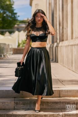 Haute Houture Fashion Week 2023 Street Style 23