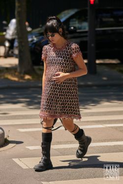 Haute Houture Fashion Week 2023 Street Style 34