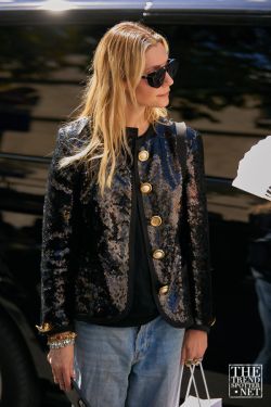Haute Houture Fashion Week 2023 Street Style 35