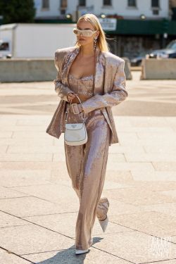 New York Fashion Week Spring Summer 2023 Street Style 24