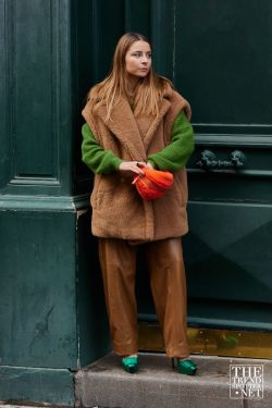 Paris Fashion Week Spring Summer 2023 Street Style 15