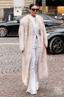 Haute Couture Spring Summer 2023 Fashion Week Street Style 297