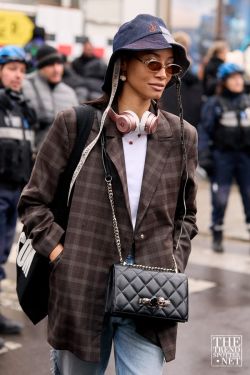 Haute Couture Spring Summer 2023 Fashion Week Street Style 304