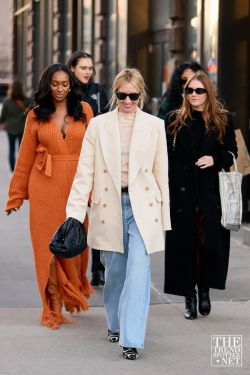 New York Fashion Week Autumn Winter 2023 Street Style 16