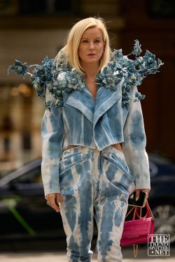 Haute Couture Fashion Week Street Style Autumn Winter 2023 373