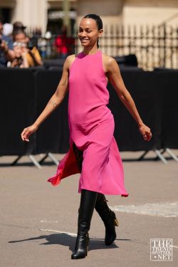 Haute Couture Fashion Week Street Style Autumn Winter 2023 419