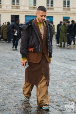 Paris Men's Fashion Week Autumn Winter 2024 Street Style 3