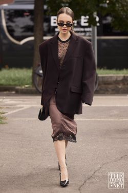 Milan Fashion Week Spring Summer 2025 Street Style Women 16