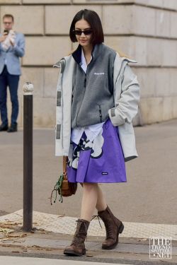 Paris Fashion Week Spring Summer 2025 Street Style Women 452